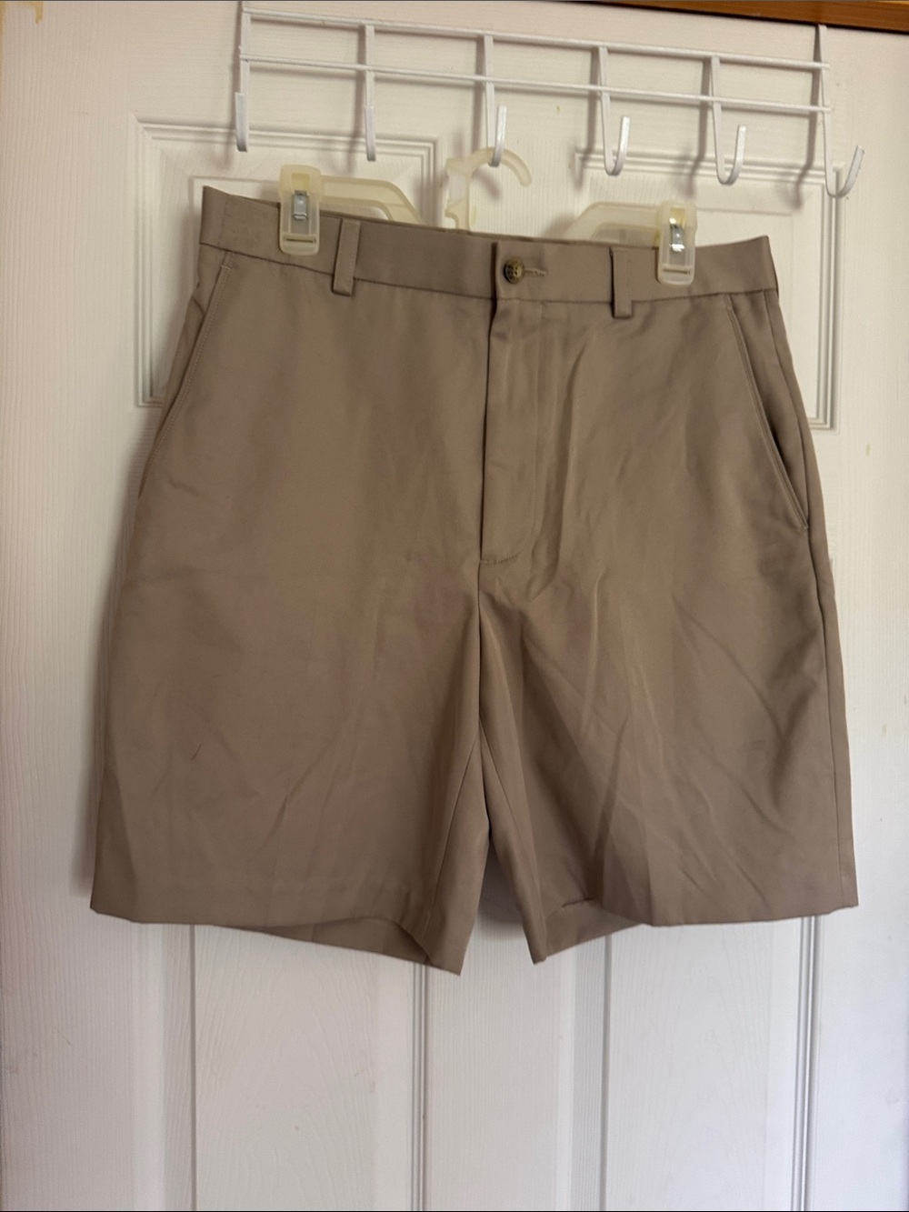 Men's Flat Front Golf Shorts - Khaki Sz 32 SuperDry